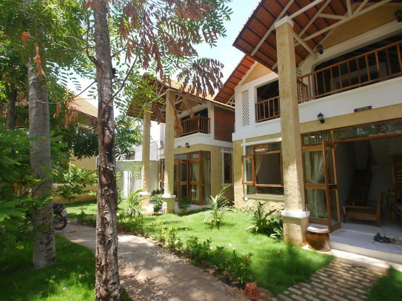 Coconut Garden Mui Ne Villa Exterior photo